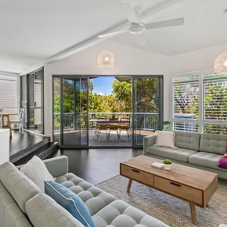 Castaway Cove Beachfront Luxury By Stay Noosa Marcus Beach Exterior photo