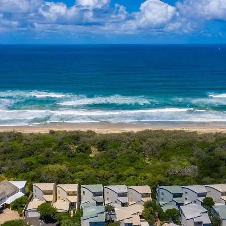 Castaway Cove Beachfront Luxury By Stay Noosa Marcus Beach Exterior photo