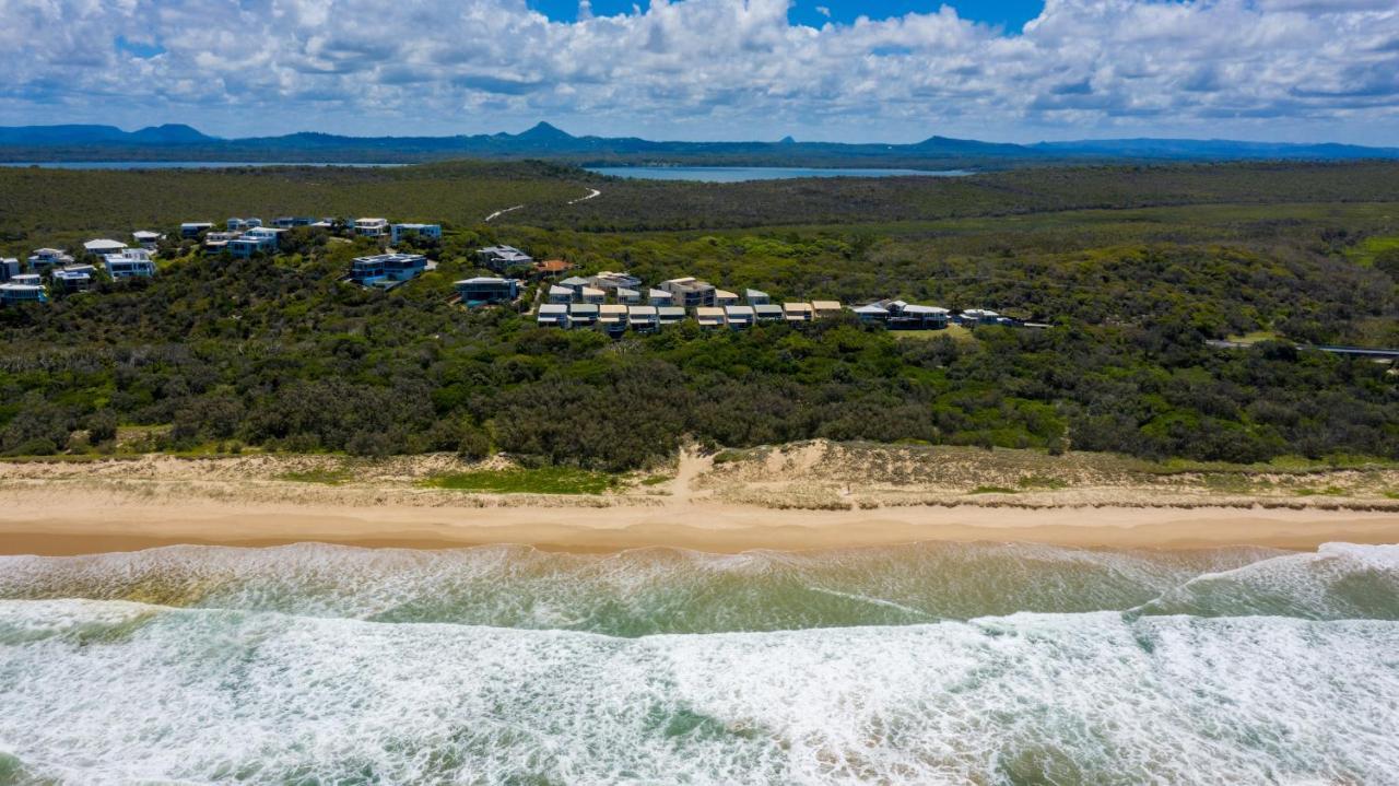 Castaway Cove Beachfront Luxury By Noosa Apartment
